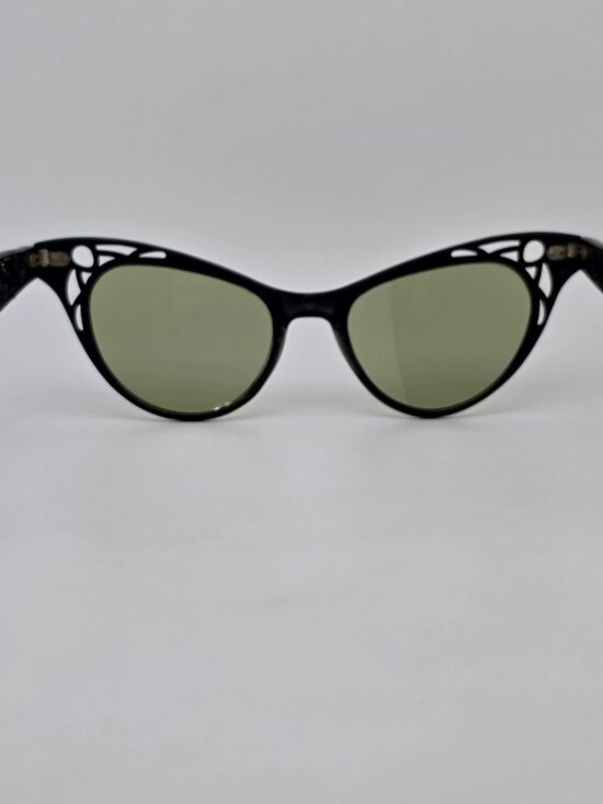 1950’s Black Rhinestone Frame G-15 Green Glass Lens Vintage Cat Eye Sunglasses main image 11